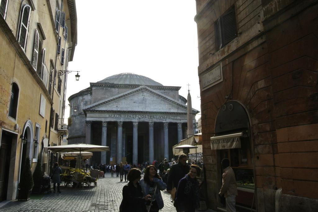 Ferienwohnung Pantheon Domus Valentino Rom Exterior foto